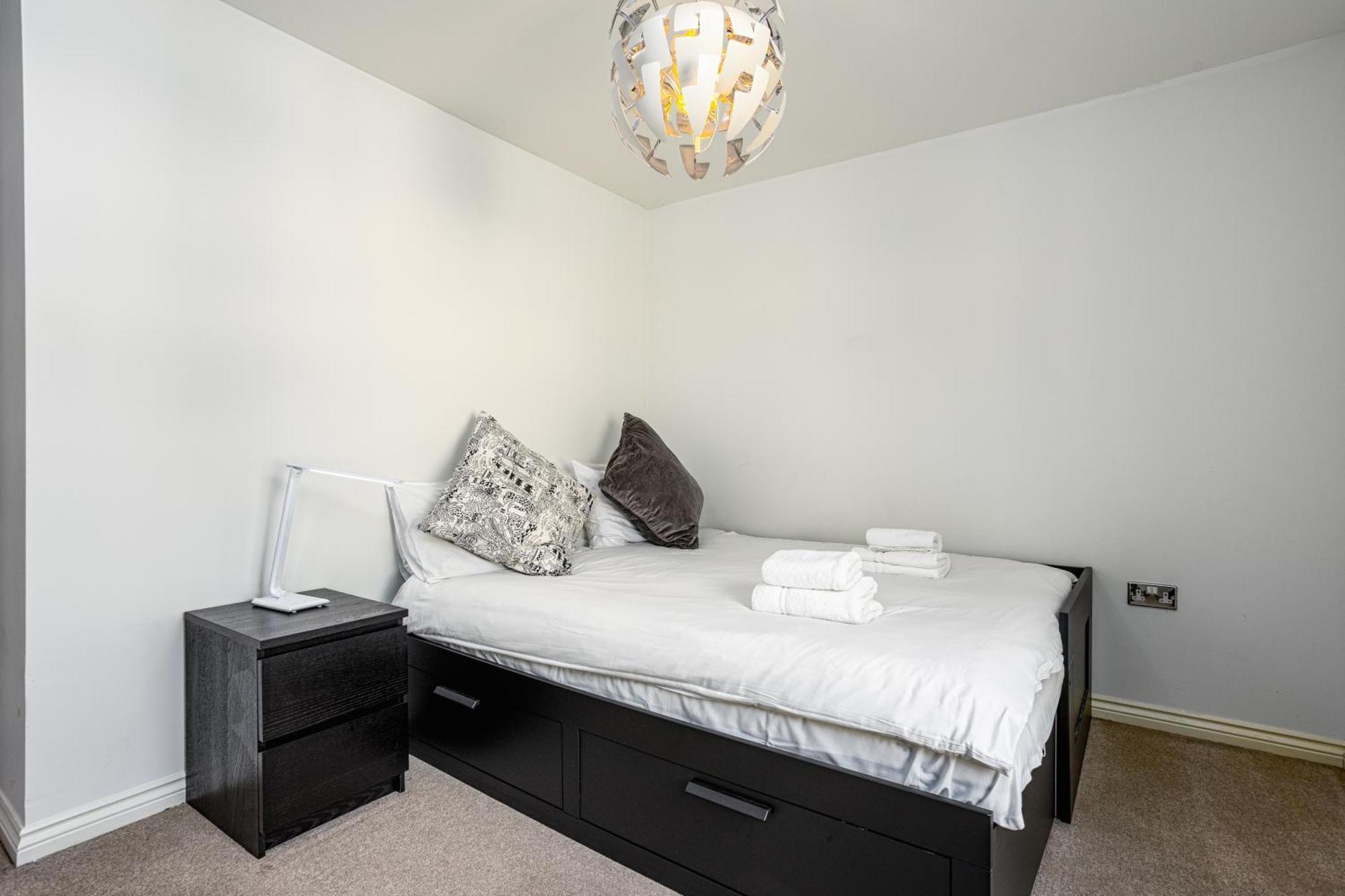 Comfy 2 Bedroom Apartment Near Edinburgh City Centre Exterior foto
