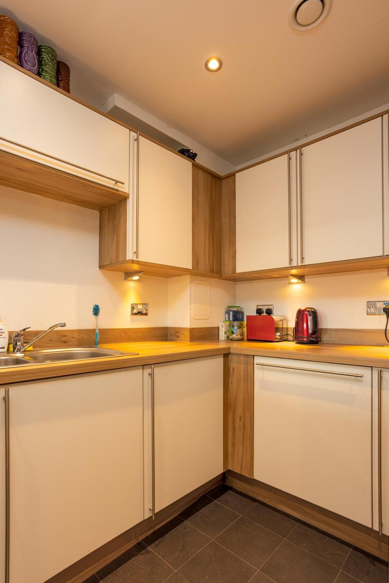 Comfy 2 Bedroom Apartment Near Edinburgh City Centre Exterior foto